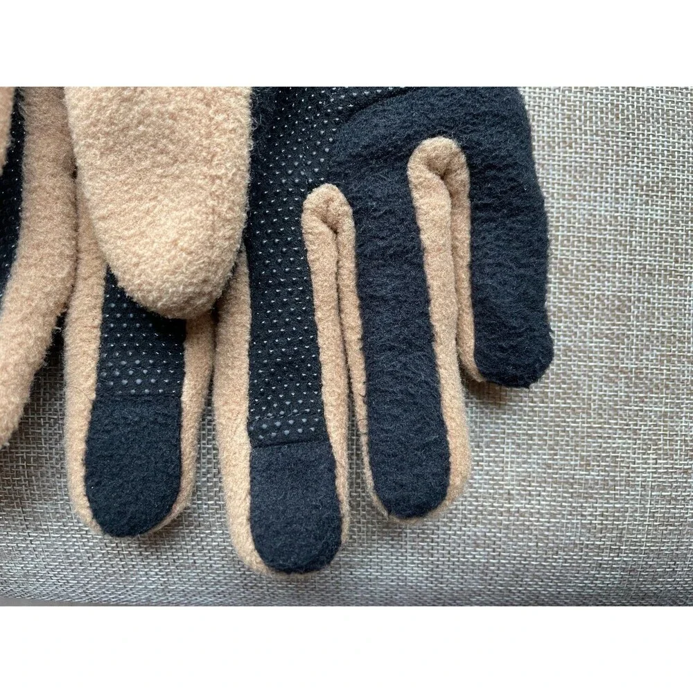 The North Face Denali Etip Gloves Almond Butter Fleece Size M - Pristine